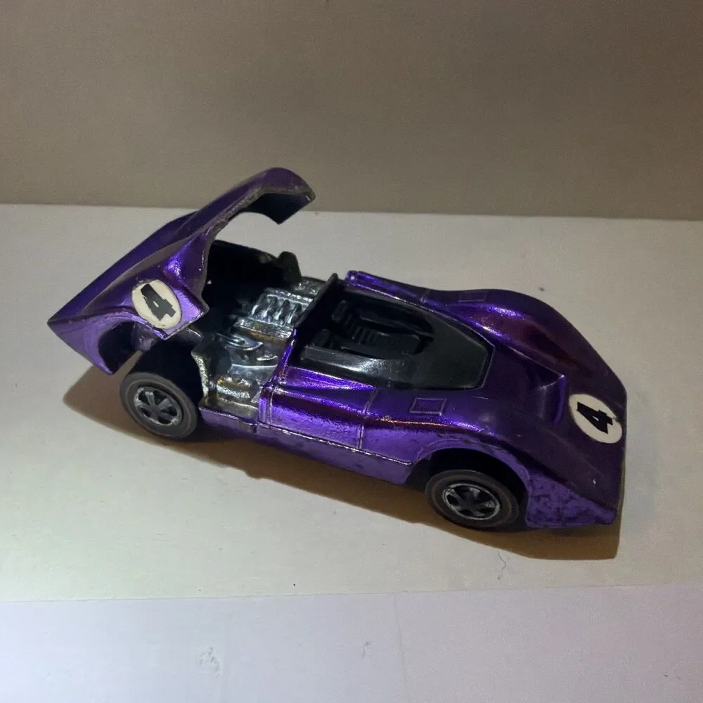 Hot Wheels Redline 1968 McLaren M6A Light Purple